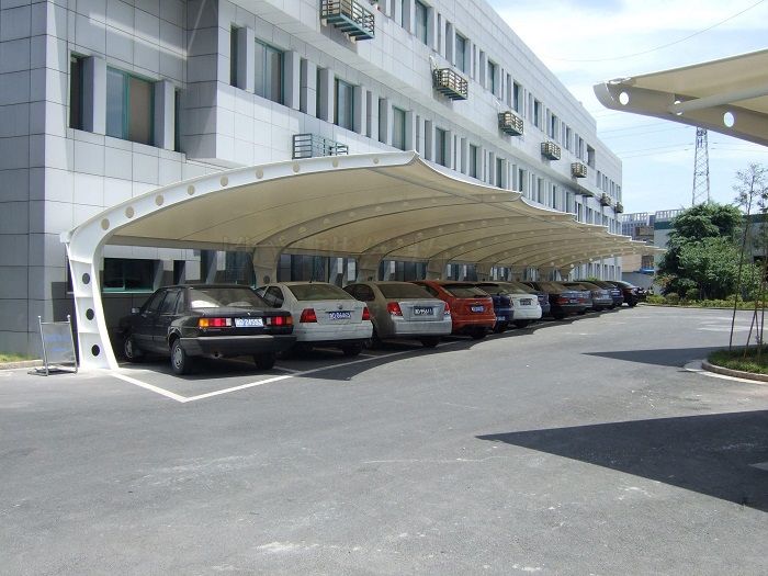 小車(chē)PVDF膜結(jié)構(gòu)車(chē)棚.jpg